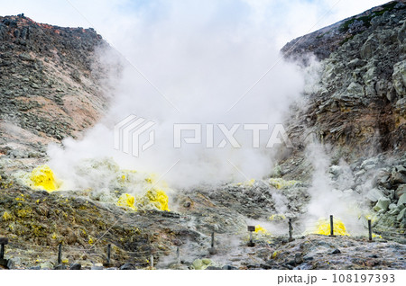 北海道 硫黄山 108197393