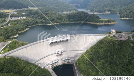 温井ダム空撮 108199540