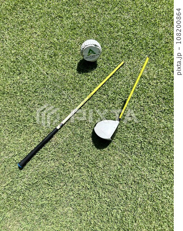 折れたドライバー 108200864