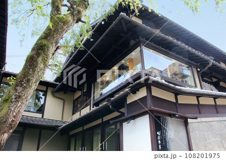 京都のまちなみ　祇園・東山エリア　産寧坂(三年坂)　明保野亭 108201975