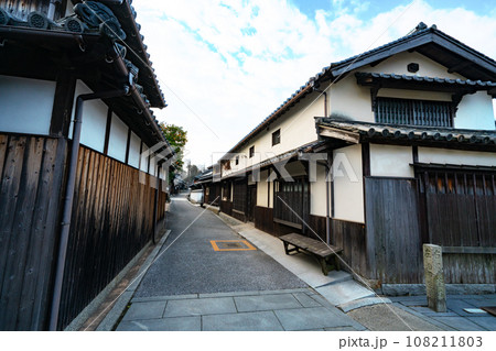 【重要伝統的建造物群保存地区】笠島　東小路の風景1　香川県丸亀市本島 108211803