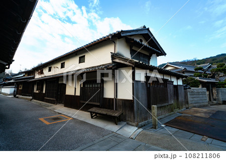 【重要伝統的建造物群保存地区】笠島　東小路とマッチョ通りの辻　香川県丸亀市本島 108211806