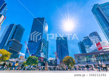 日本の東京都市景観 10月・全国平均/6週連続減↓…賑わう渋谷…6棟林立…明日に希望の光を＝24日 108212292