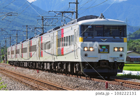 上越線　後閑ー沼田　JR東日本　185系　OM06編成（大宮）　水上 108222131