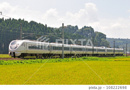 北陸本線 牛ノ谷ー大聖寺 JR西日本 683系 S09+S29編成(金沢) しらさぎ 北陸本線 牛ノ谷ー大聖寺 JR西日本 683系 S09+S29編成(金沢) しらさぎ 108222698
