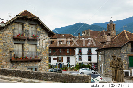 Hecho village in Pyrenees Aragon Huesca Spain Hecho village in Pyrenees Aragon Huesca Spain 108223417