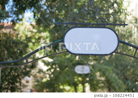 Vintage signpost with blank space for text Vintage signpost with blank space for text 108224451