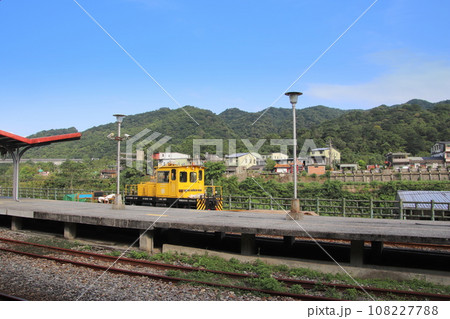 台湾の平渓線の十分駅風景 台湾の平渓線の十分駅風景 108227788