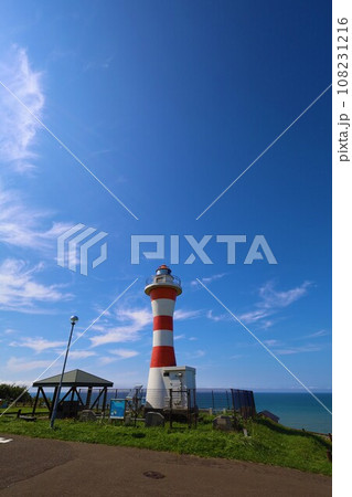 北海道の夏、日本海側の果てしない海岸線をドライブ、初別山村で天文と海に出会う岬の灯台と天文台、海と空 北海道の夏、日本海側の果てしない海岸線をドライブ、初別山村で天文と海に出会う岬の灯台と天文台、海と空 108231216