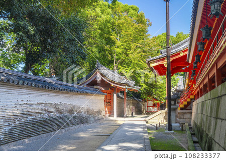 石清水八幡宮　築地塀（信長塀）　西門 108233377