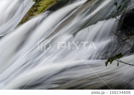 貴州省 滝 瀧 108234606