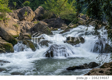 貴州省 滝 瀧 108234687