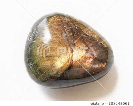 ラブラドライトのタンブル（曹灰長石） 108242061