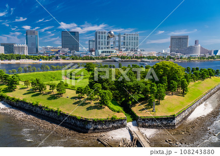 《東京都》お台場の都市風景・東京ベイエリア 108243880