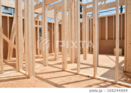 建築中の木造住宅 建築中の木造住宅 108244894