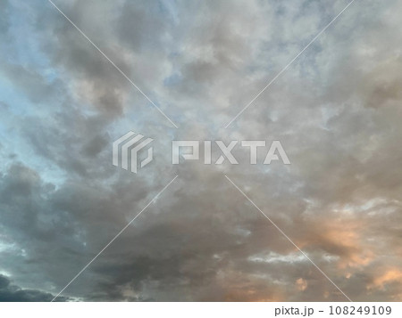 夕焼け空/The sky 108249109