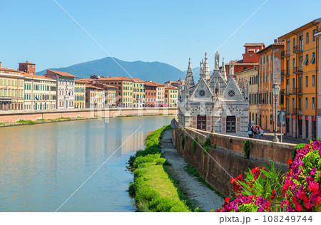 Church of Santa Maria della Spina 108249744