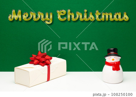 サンタとスノーマンとクリスマスプレゼント サンタとスノーマンとクリスマスプレゼント 108250100