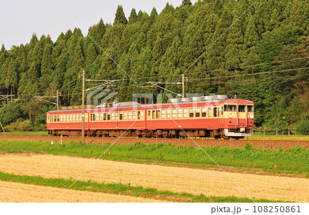 北陸本線 細呂木ー芦原温泉 JR西日本 475系 A16編成(金沢) 北陸本線 細呂木ー芦原温泉 JR西日本 475系 A16編成(金沢) 108250861