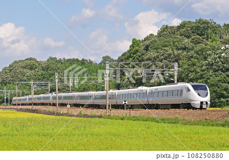 北陸本線 細呂木ー芦原温泉 JR西日本 683系 T23+T33+R12編成(金沢) サンダーバード 北陸本線 細呂木ー芦原温泉 JR西日本 683系 T23+T33+R12編成(金沢) サンダーバード 108250880