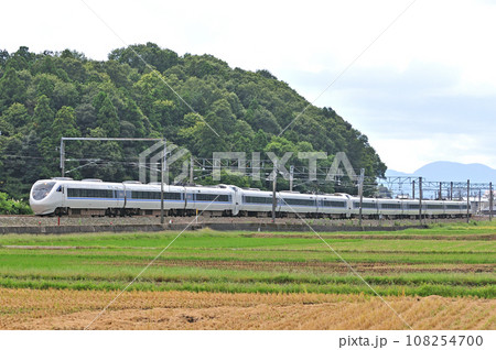 北陸本線　芦原温泉ー細呂木　JR西日本　681系　T18+T35+T23編成（金沢）　サンダーバード 108254700