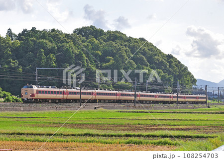北陸本線　芦原温泉ー細呂木　JR西日本　485系　A02編成（京都）　雷鳥 108254703
