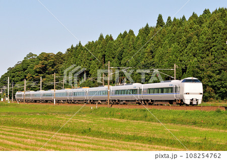 北陸本線 大聖寺ー牛ノ谷 JR西日本 683系 T42編成(金沢) サンダーバード 北陸本線 大聖寺ー牛ノ谷 JR西日本 683系 T42編成(金沢) サンダーバード 108254762