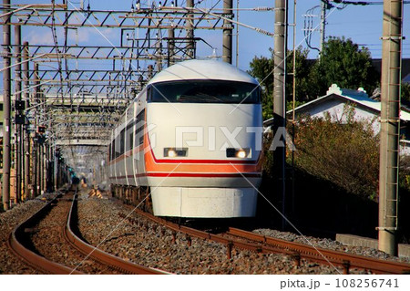 豪華特急で日光路を行く…関東平野を快走する特急スペーシア 豪華特急で日光路を行く…関東平野を快走する特急スペーシア 108256741