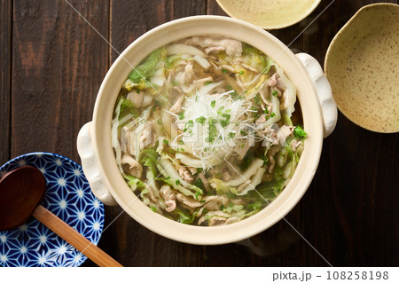 豚バラと白菜の重ね鍋 豚バラと白菜の重ね鍋 108258198