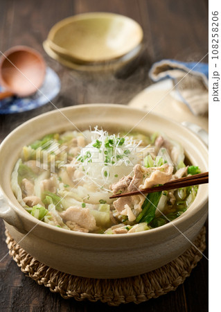 豚バラと白菜の重ね鍋 豚バラと白菜の重ね鍋 108258206