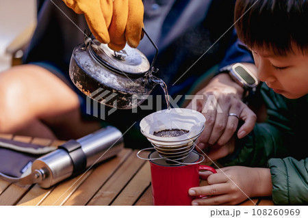 美味しいコーヒーを煎れ方 美味しいコーヒーを煎れ方 108260969