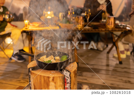 スェーデントーチで料理 スェーデントーチで料理 108261018