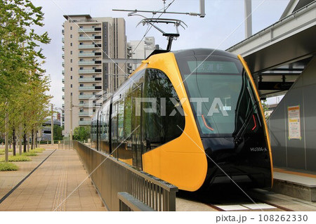 【宇都宮ライトレール】HU300形(宇都宮芳賀ライトレール線:宇都宮駅東口電停) 【宇都宮ライトレール】HU300形(宇都宮芳賀ライトレール線:宇都宮駅東口電停) 108262330