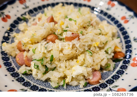 おうちご飯|チャーハン おうちご飯|チャーハン 108265736