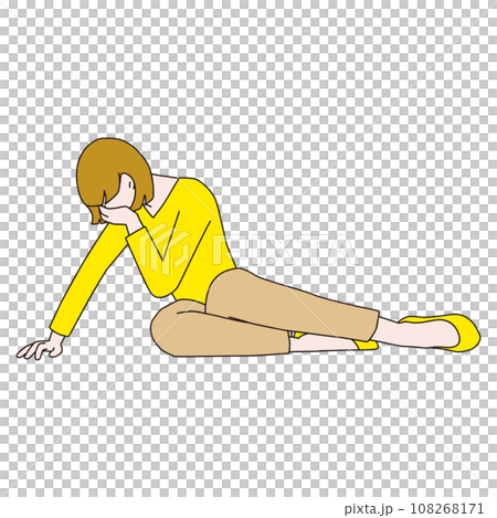 一名身穿高跟鞋、用手摀住臉的女子跌倒了 108268171