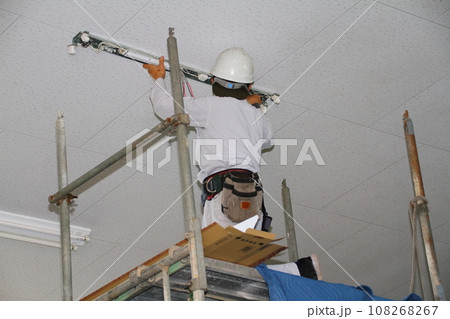 補助金事業で蛍光灯照明をLED照明に交換 補助金事業で蛍光灯照明をLED照明に交換 108268267