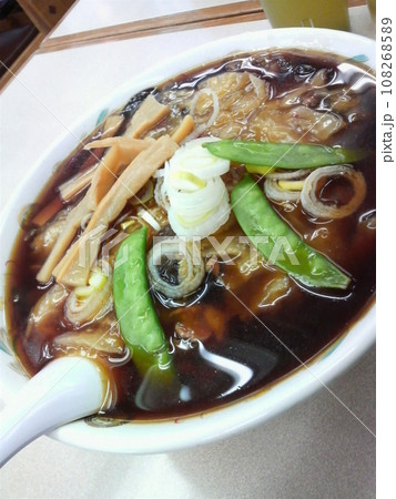 あんかけ五目ラーメン（醤油らーめん） 108268589