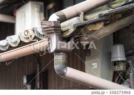 雨樋と集水器 雨樋と集水器 108273968