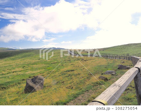長野県　美ヶ原高原の景色　9月 108275054