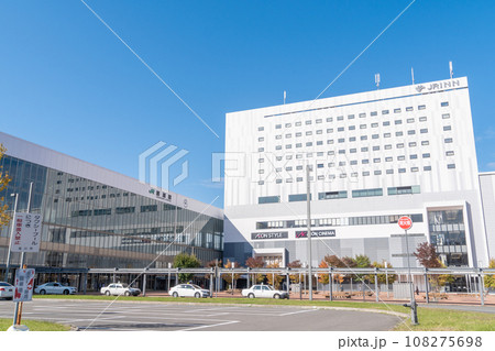 駅前風景　旭川駅 108275698