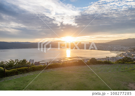 Sunset at Suwa lake view from Tateishi Park 108277285
