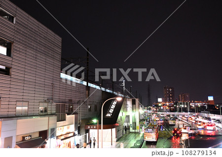 橋本駅南口の風景 108279134
