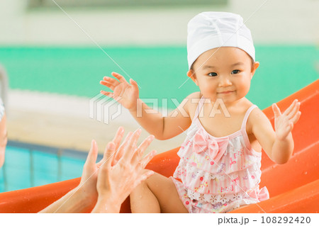 ベビースイミング 108292420