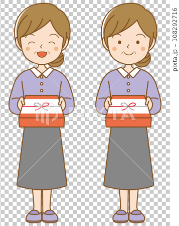 贈答品を笑顔で渡す中年女性 108292716