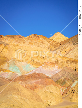 Artists Palette 108294070