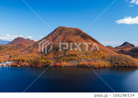 榛名湖の紅葉 榛名湖の紅葉 108296534