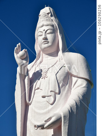 期間限定 薄ピンク色の仙台大観音 期間限定 薄ピンク色の仙台大観音 108298256