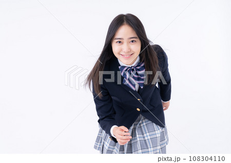 白バックで走る高校生 白バックで走る高校生 108304110