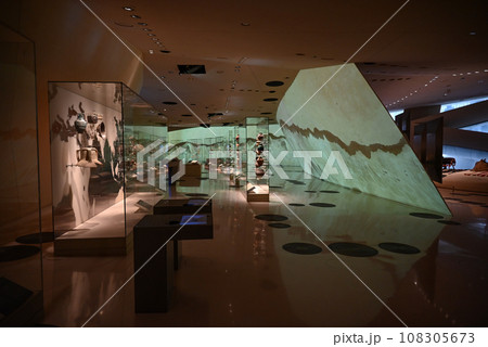 カタール国立博物館の展示室 108305673