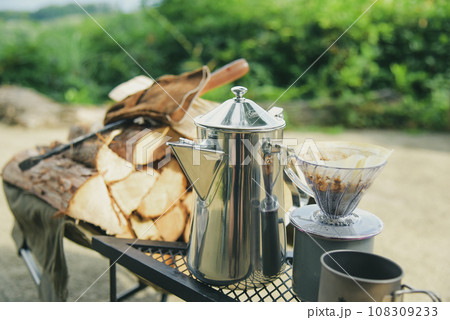 アウトドアグッズ　キャンプ 108309233